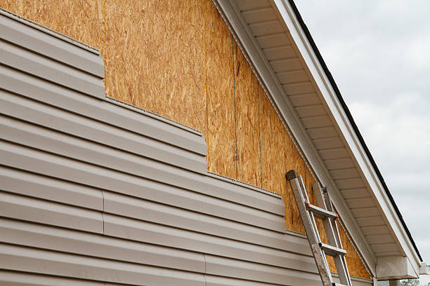 Professional Emergency Siding Repair technician working in Paoli, PA
